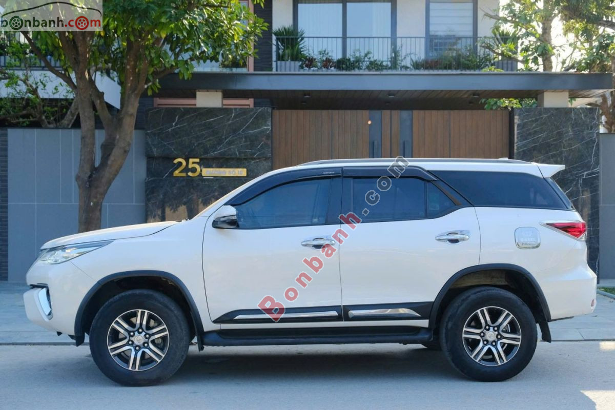 Bán ô tô Toyota Fortuner 2.4G 4x2 AT - 2019 - xe cũ