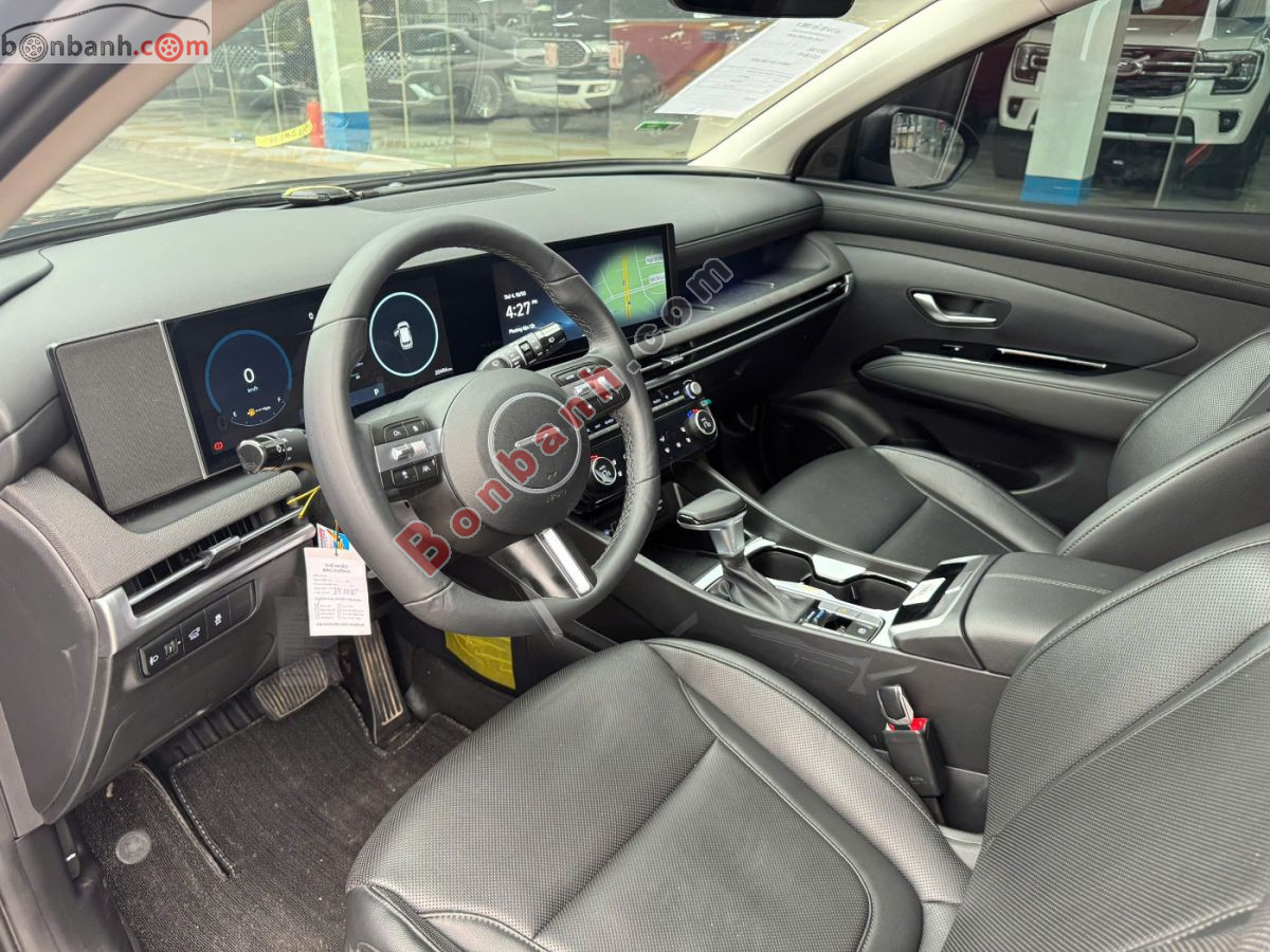 Bán ô tô Hyundai Tucson 2.0 AT Đặc biệt - 2025 - xe cũ