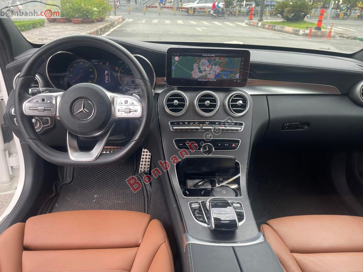 Bán ô tô Mercedes Benz C class C300 AMG - 2019 - xe cũ