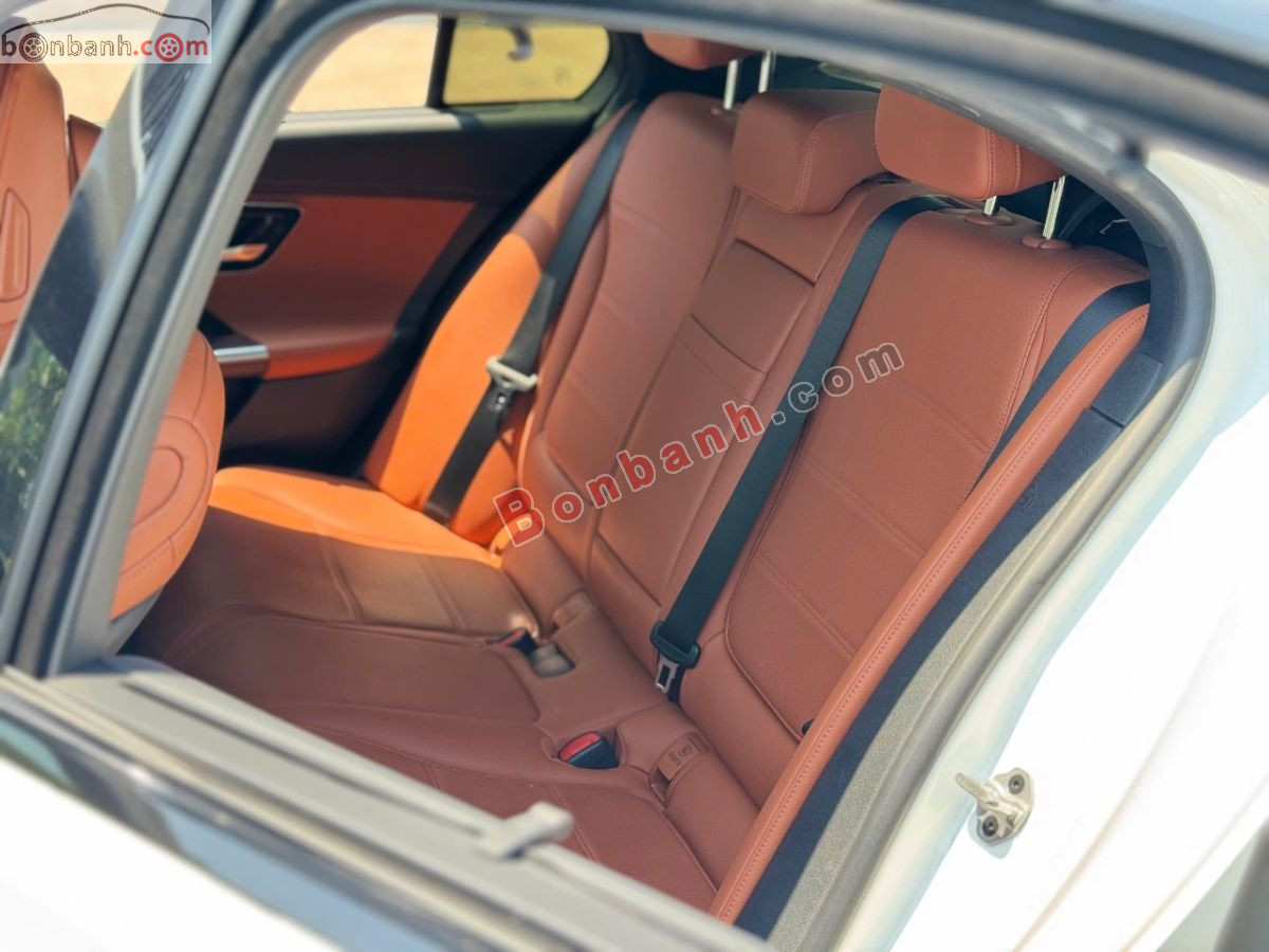 Bán ô tô Mercedes Benz C class C200 Avantgarde Plus - 2022 - xe cũ