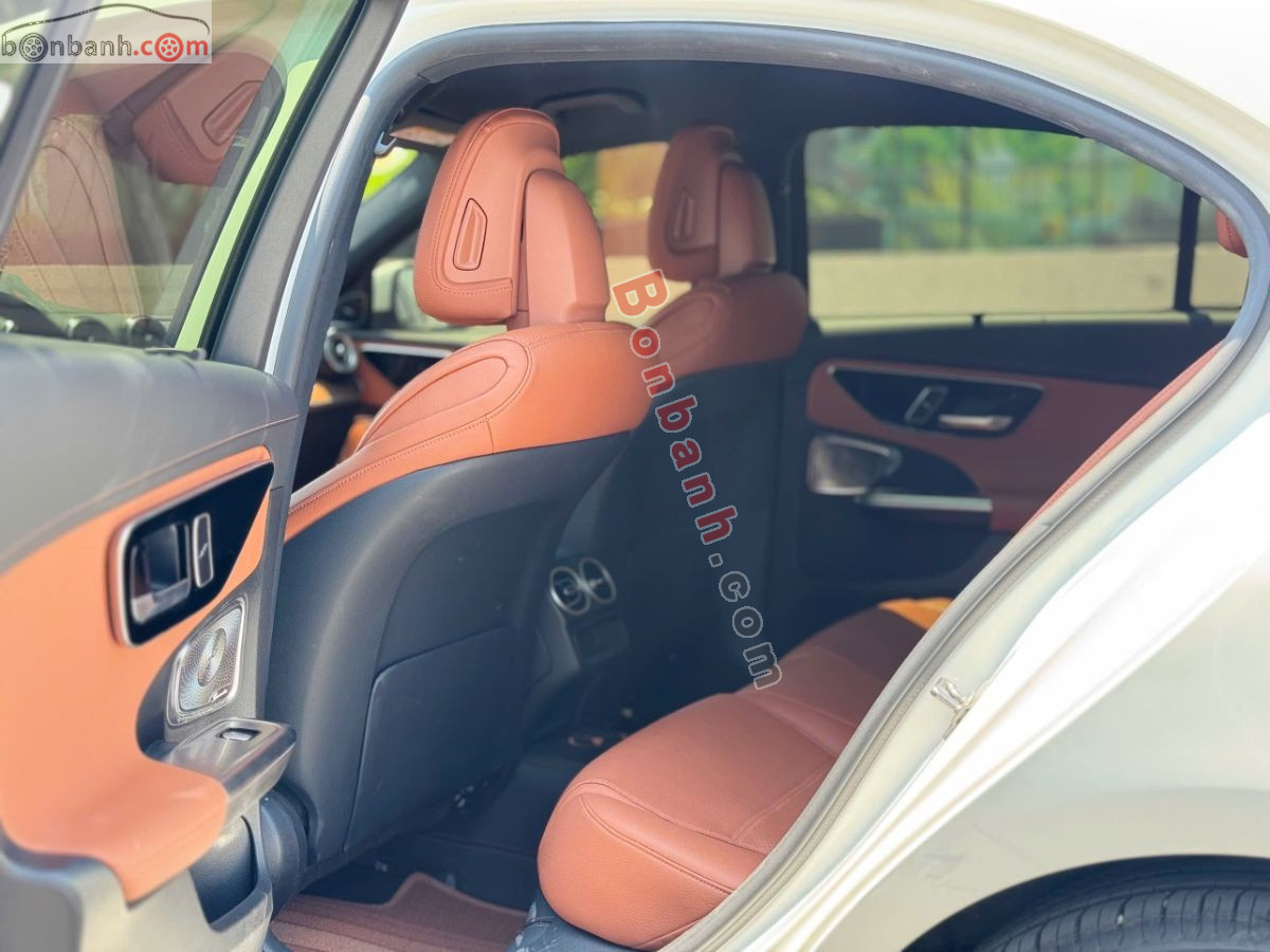 Bán ô tô Mercedes Benz C class C200 Avantgarde Plus - 2022 - xe cũ