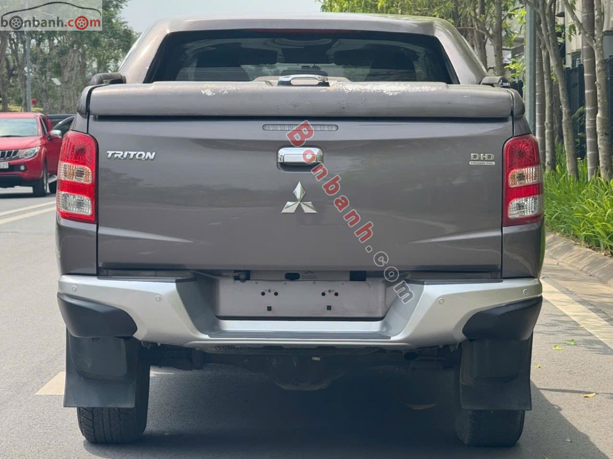 Bán ô tô Mitsubishi Triton 4x2 AT - 2019 - xe cũ