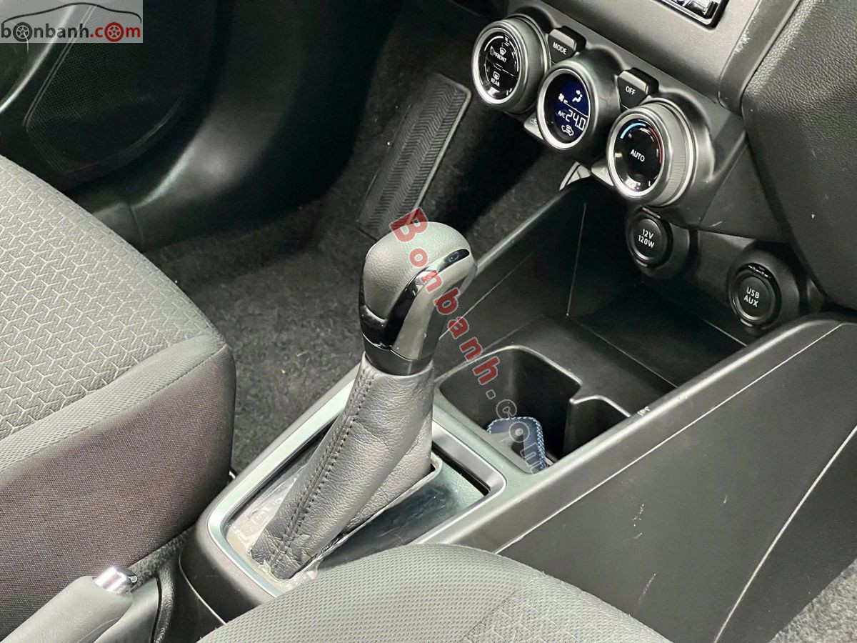 Bán ô tô Suzuki Swift GLX 1.2 AT - 2020 - xe cũ