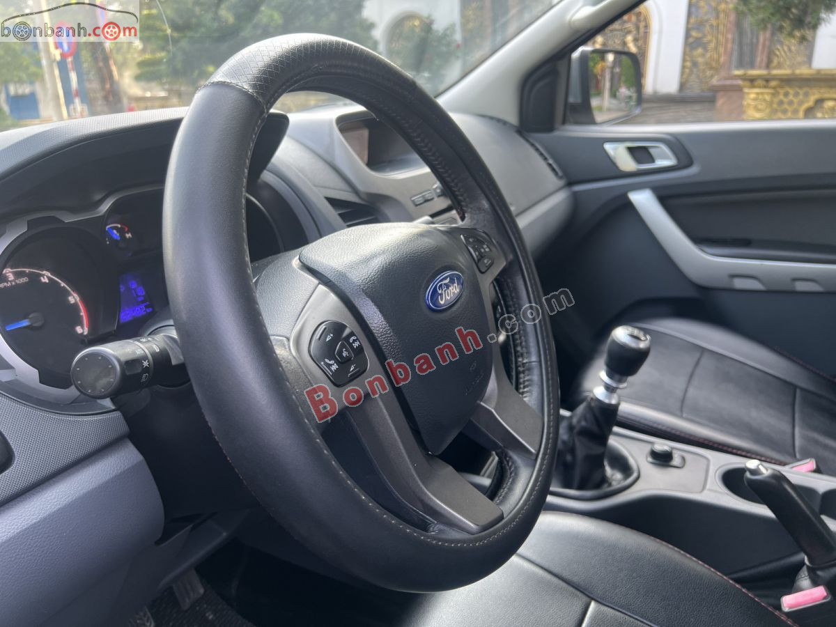 Bán ô tô Ford Ranger XLT 2.2L 4x4 MT - 2014 - xe cũ