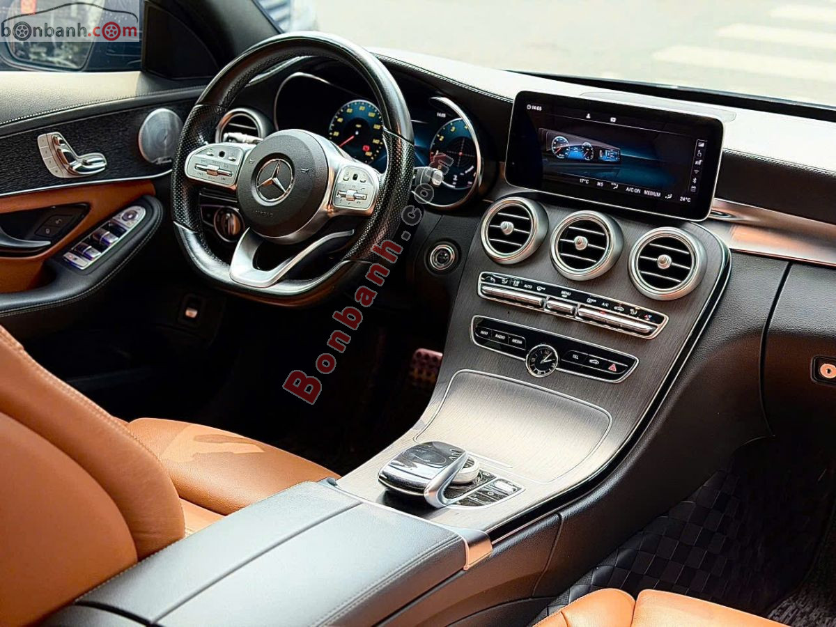 Bán ô tô Mercedes Benz C class C300 AMG - 2021 - xe cũ
