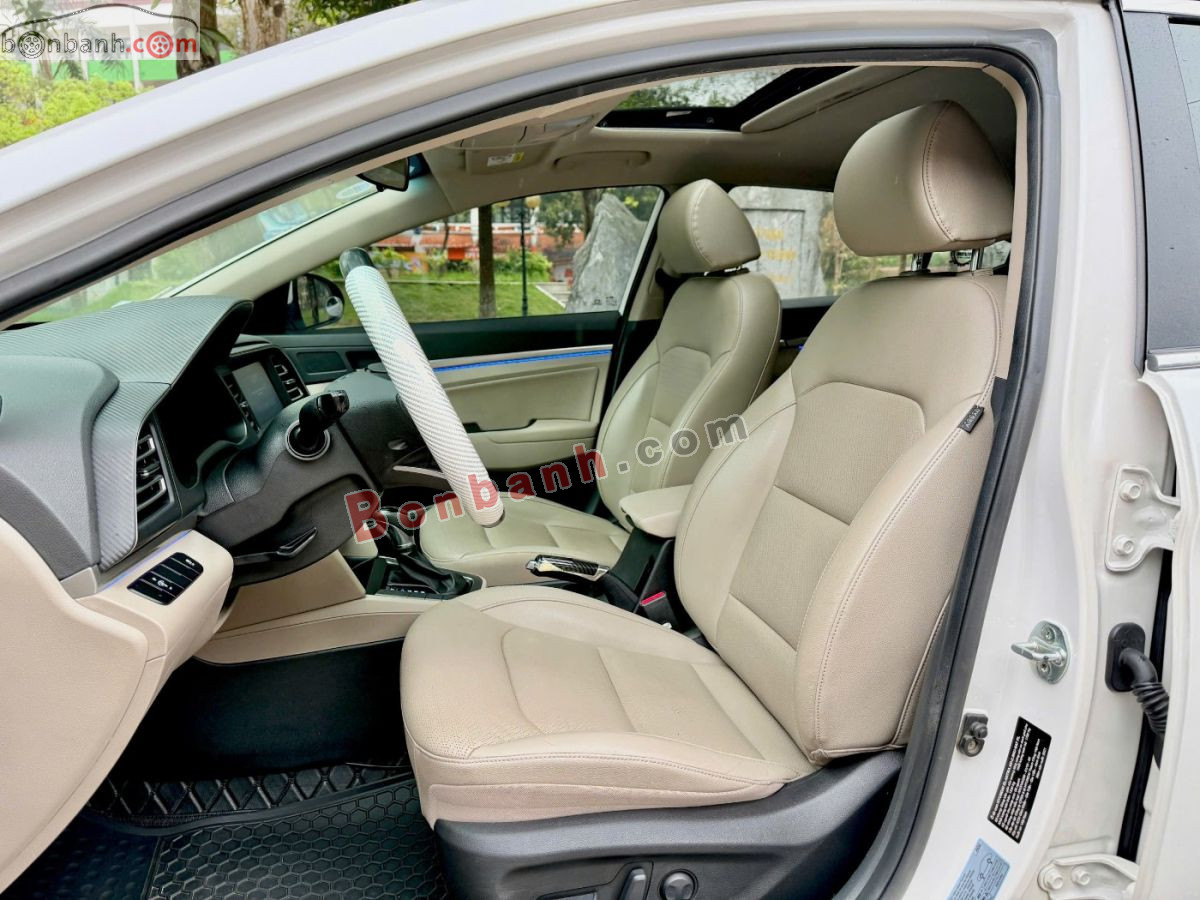 Bán ô tô Hyundai Elantra 2.0 AT - 2021 - xe cũ