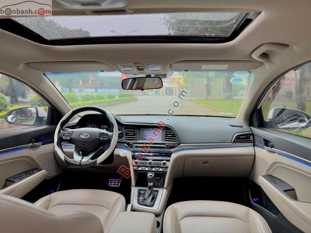 Bán ô tô Hyundai Elantra 2.0 AT - 2021 - xe cũ