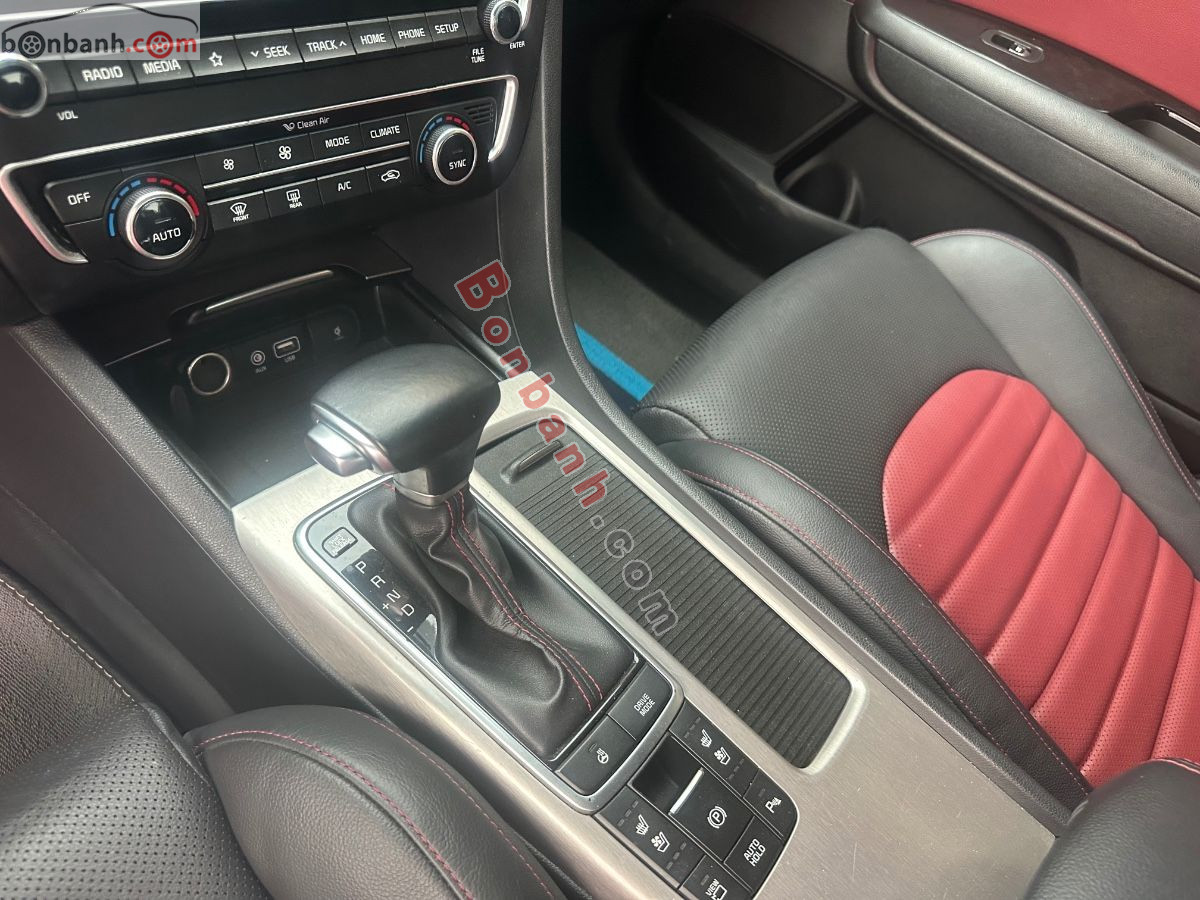 Bán ô tô Kia Optima 2.4 GT line - 2019 - xe cũ