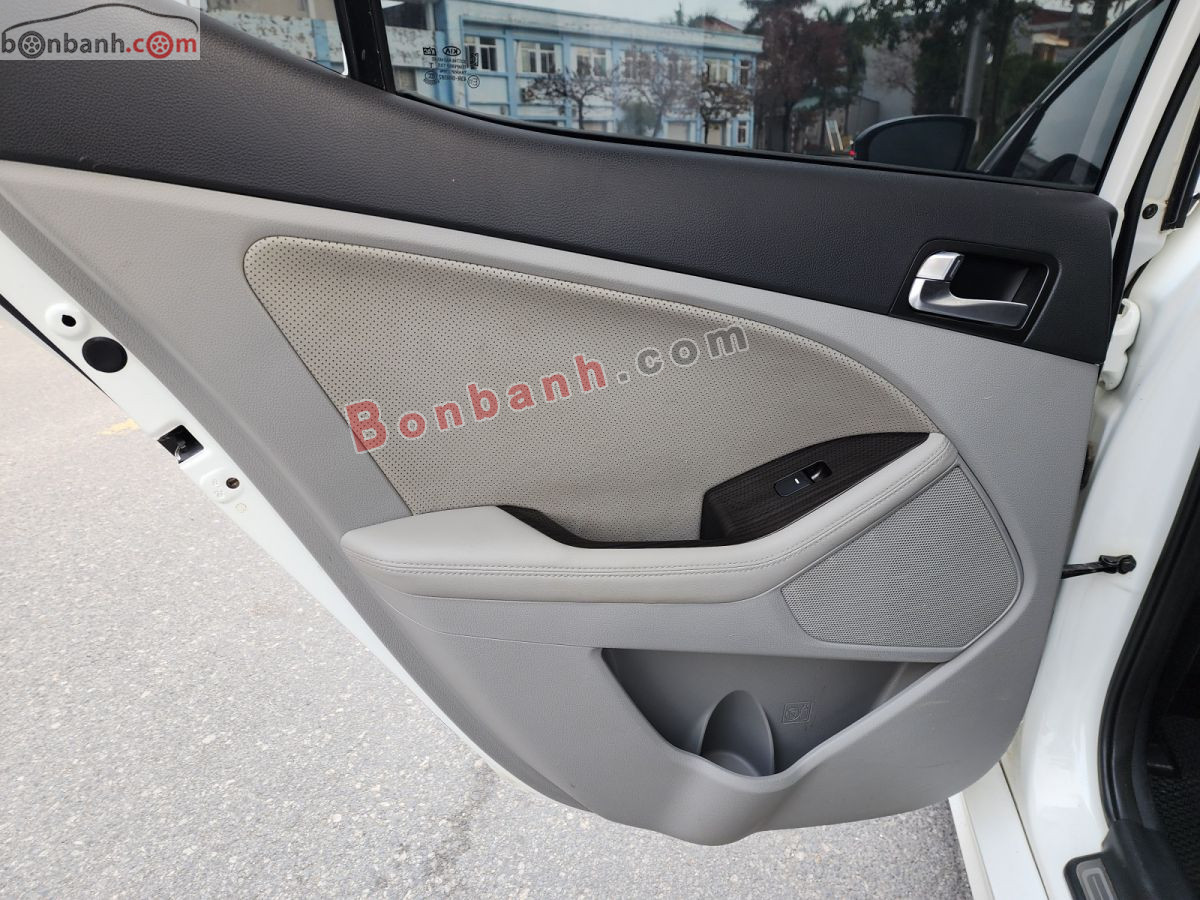 Bán ô tô Kia Optima 2.0 AT - 2015 - xe cũ