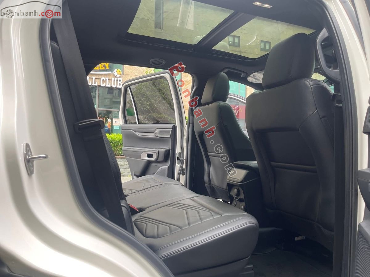 Bán ô tô Ford Everest Titanium Plus 2.0L 4x4 AT - 2025 - xe cũ