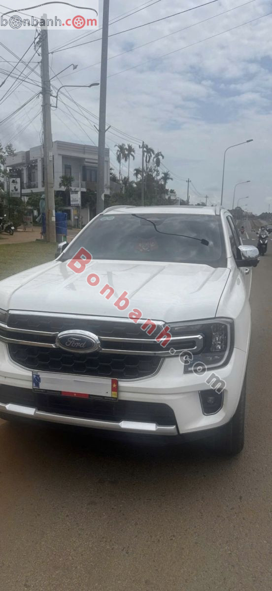 Bán ô tô Ford Everest Titanium 2.0L 4x2 AT - 2025 - xe cũ