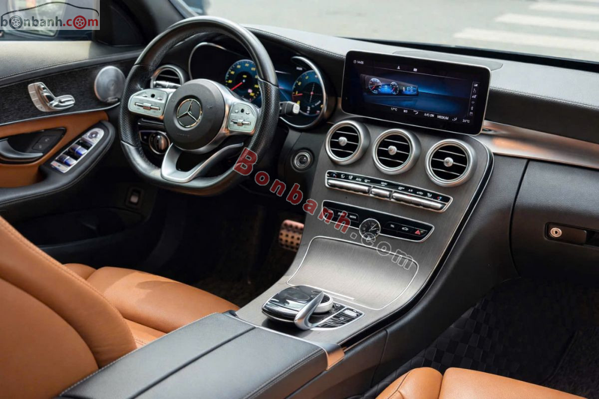 Bán ô tô Mercedes Benz C class C300 AMG - 2021 - xe cũ