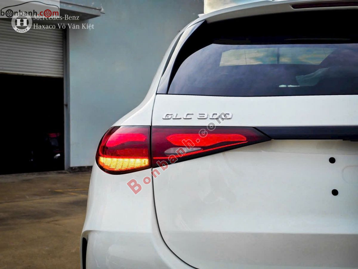 Bán ô tô Mercedes Benz GLC 300 4Matic - 2026 - xe mới