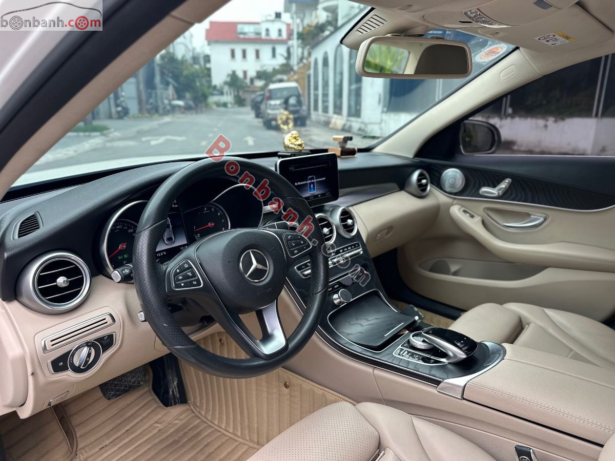 Bán ô tô Mercedes Benz C class C200 - 2018 - xe cũ
