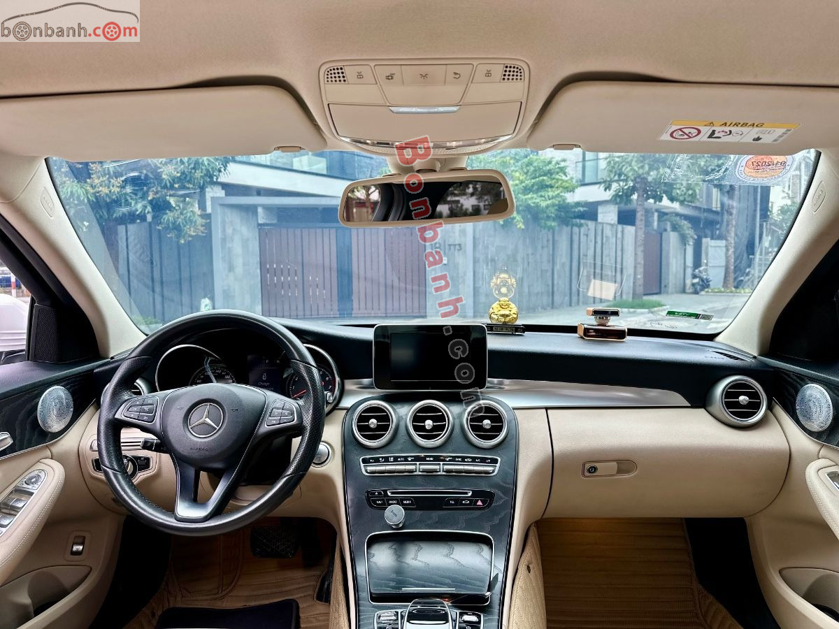 Bán ô tô Mercedes Benz C class C200 - 2018 - xe cũ