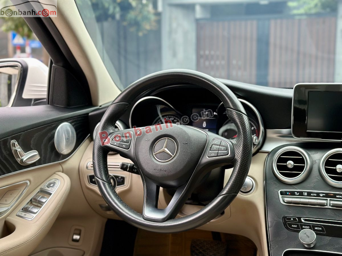 Bán ô tô Mercedes Benz C class C200 - 2018 - xe cũ