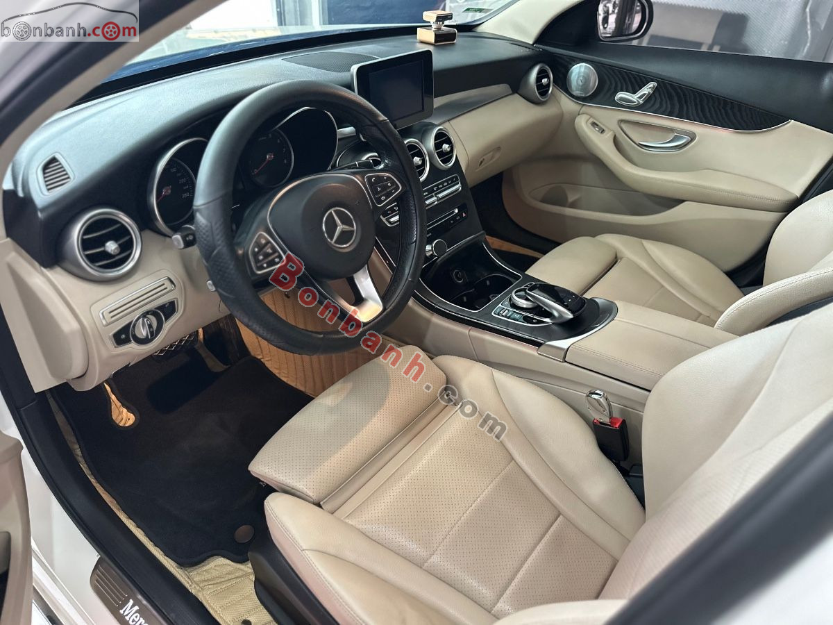 Bán ô tô Mercedes Benz C class C200 - 2018 - xe cũ