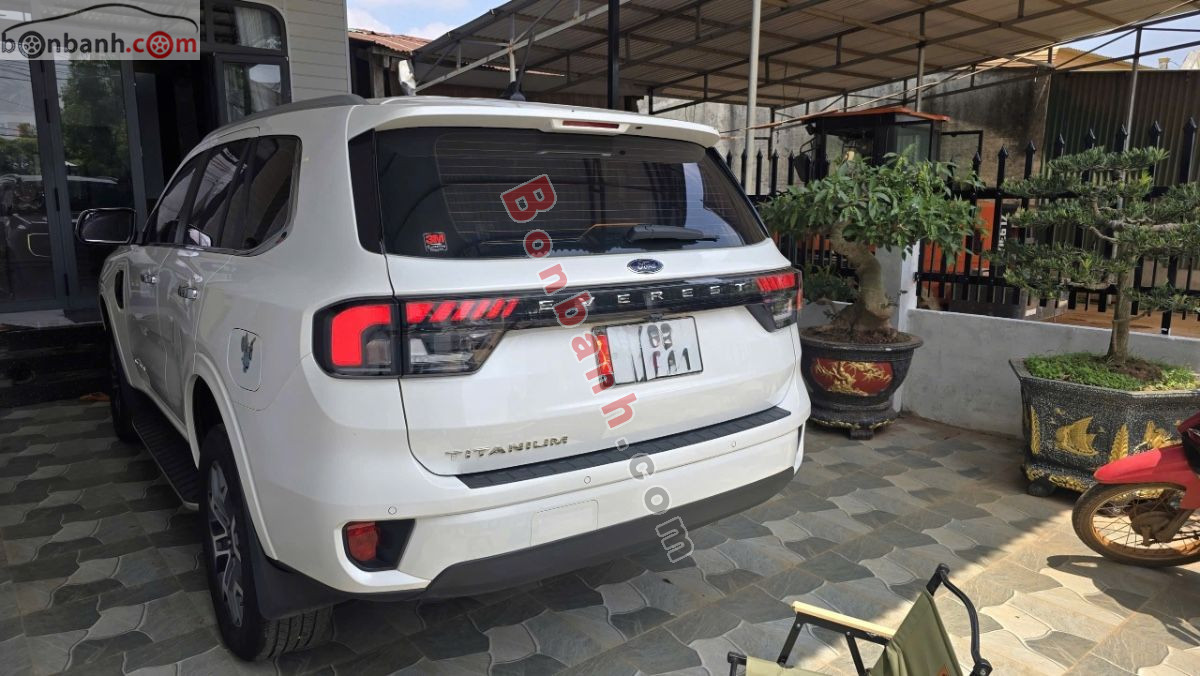 Bán ô tô Ford Everest Titanium 2.0L 4x2 AT - 2025 - xe cũ