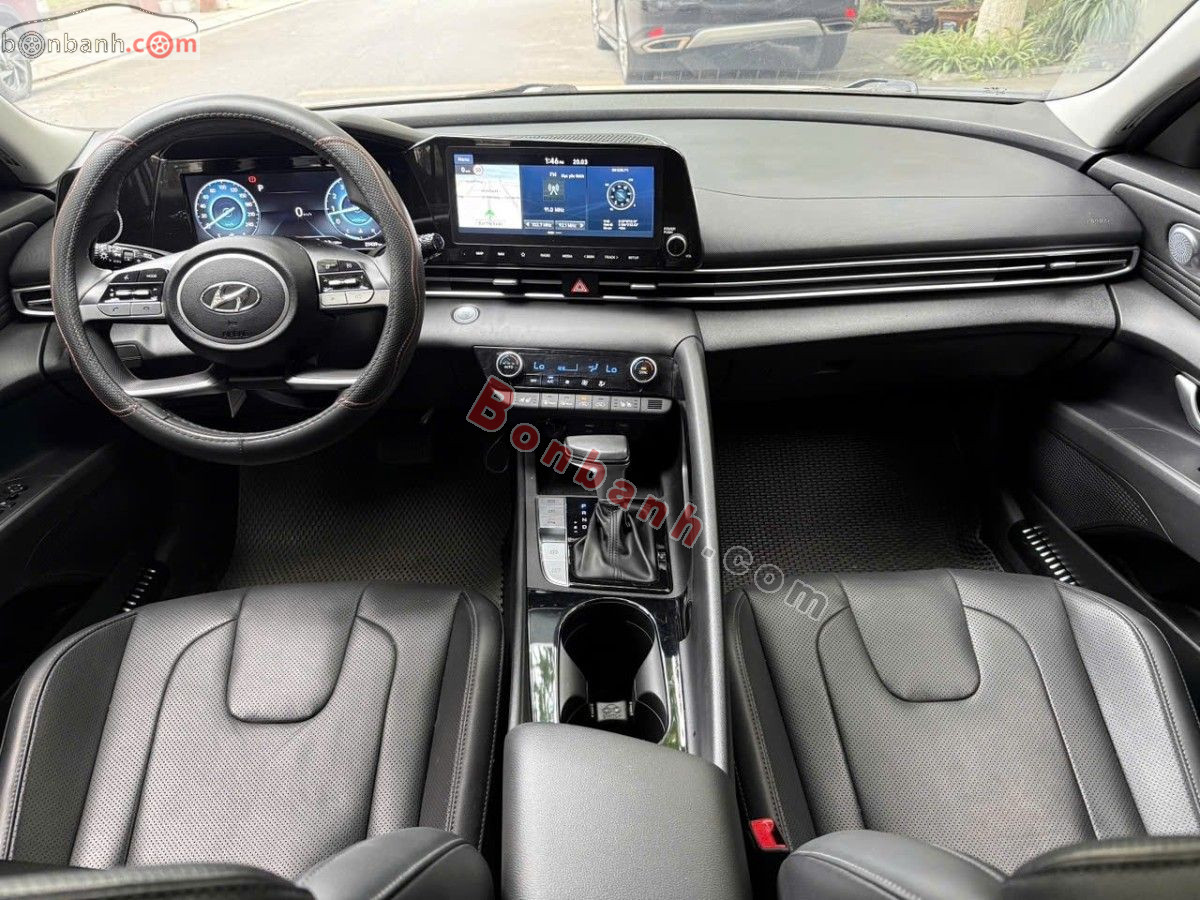 Bán ô tô Hyundai Elantra 2.0 AT Cao cấp - 2023 - xe cũ