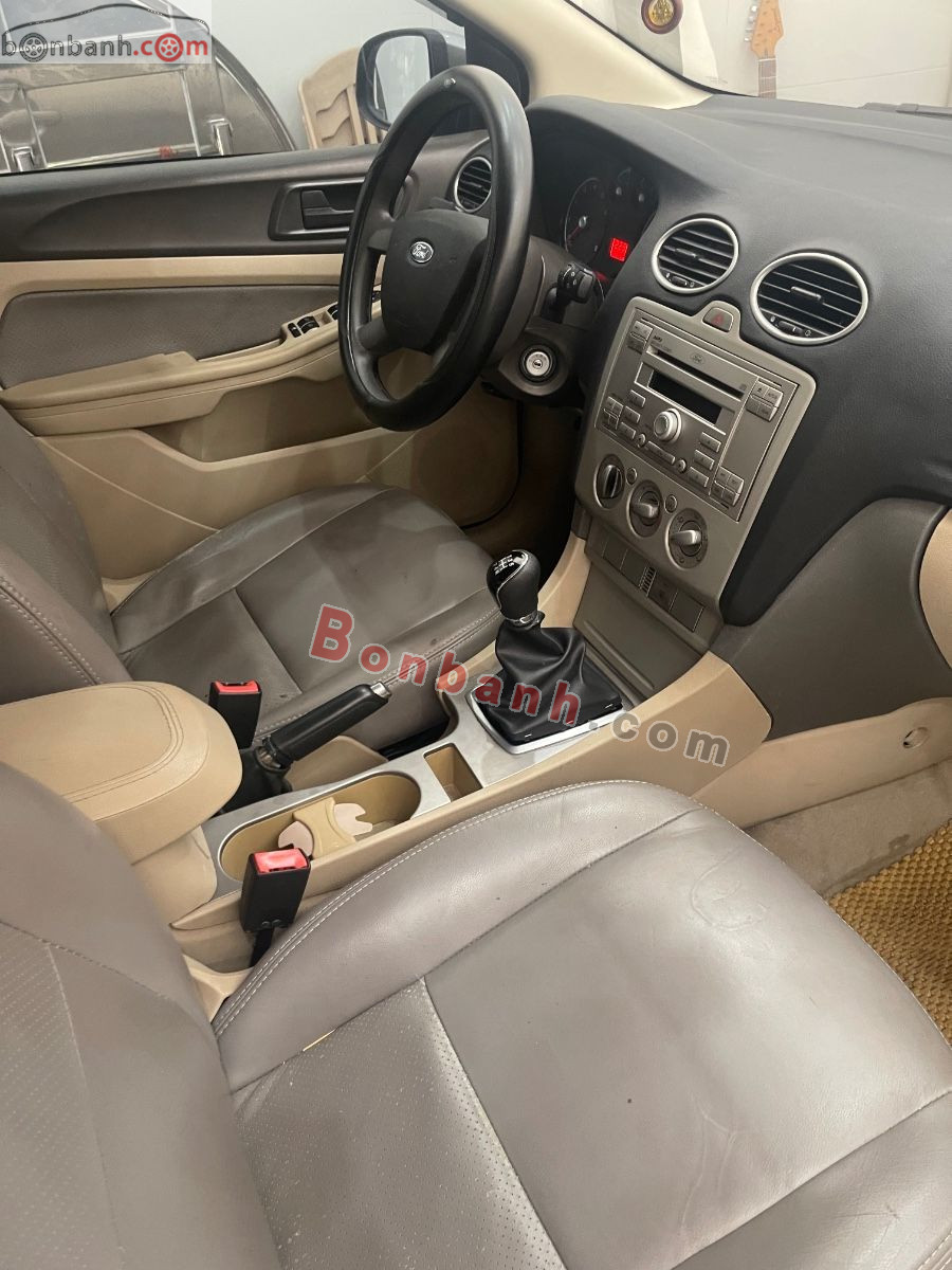 Bán ô tô Ford Focus 1.8 MT - 2011 - xe cũ