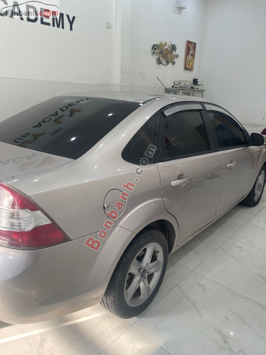 Bán ô tô Ford Focus 1.8 MT - 2011 - xe cũ