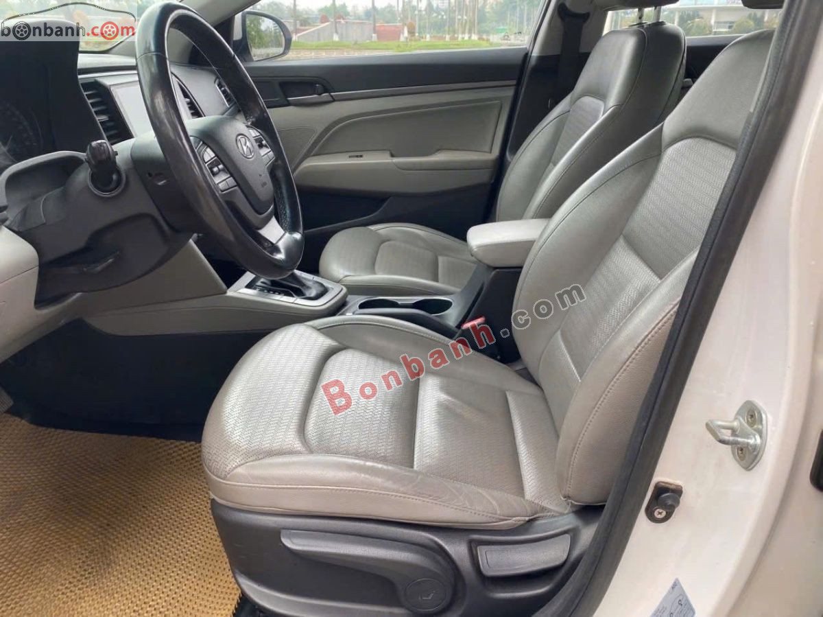 Bán ô tô Hyundai Elantra 1.6 AT - 2018 - xe cũ