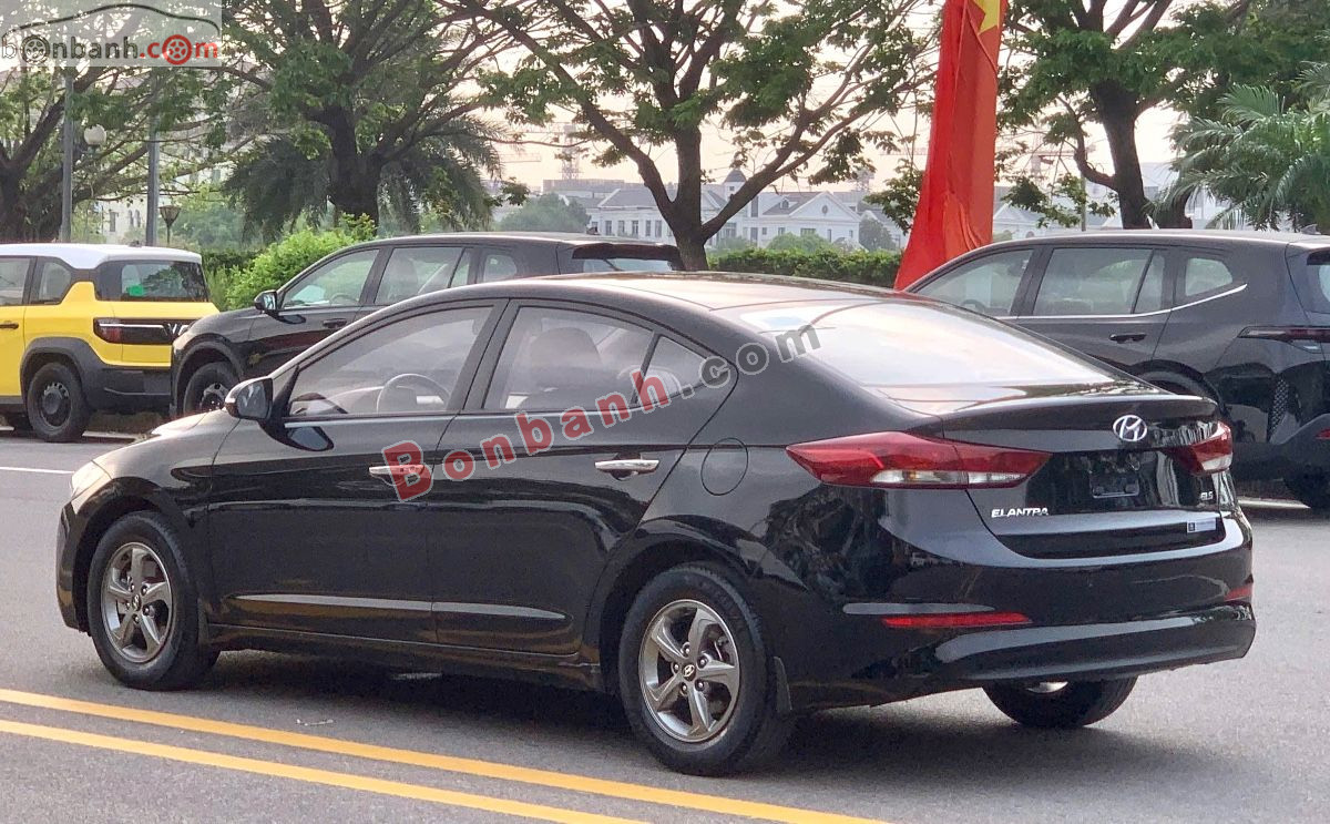 Bán ô tô Hyundai Elantra 1.6 MT - 2016 - xe cũ