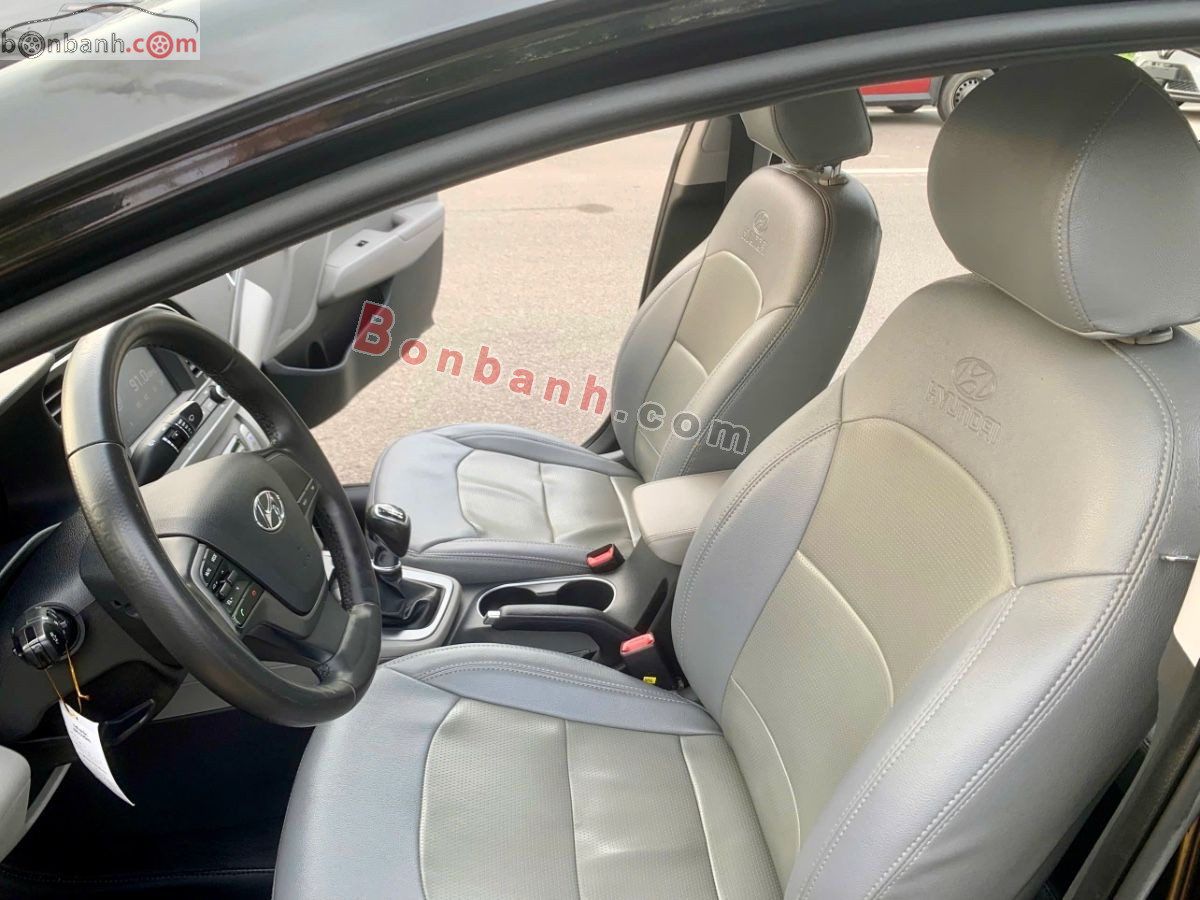 Bán ô tô Hyundai Elantra 1.6 MT - 2016 - xe cũ