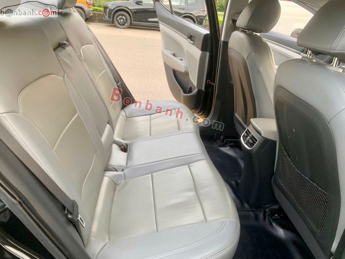 Bán ô tô Hyundai Elantra 1.6 MT - 2016 - xe cũ