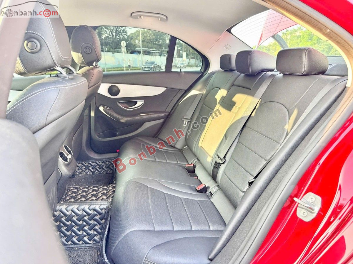 Bán ô tô Mercedes Benz C class C180 - 2020 - xe cũ