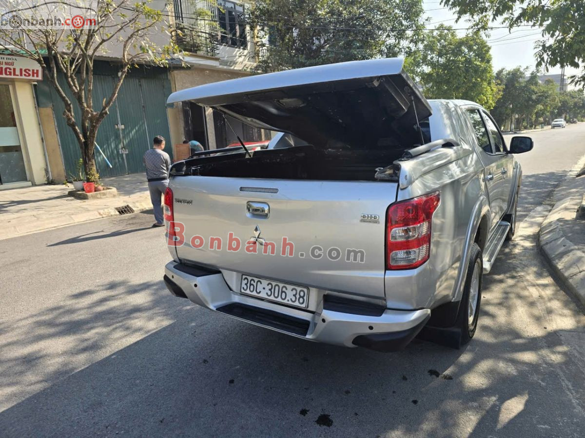 Bán ô tô Mitsubishi Triton 4x2 AT - 2019 - xe cũ