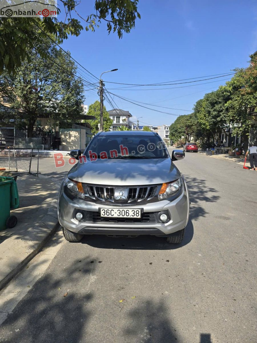Bán ô tô Mitsubishi Triton 4x2 AT - 2019 - xe cũ