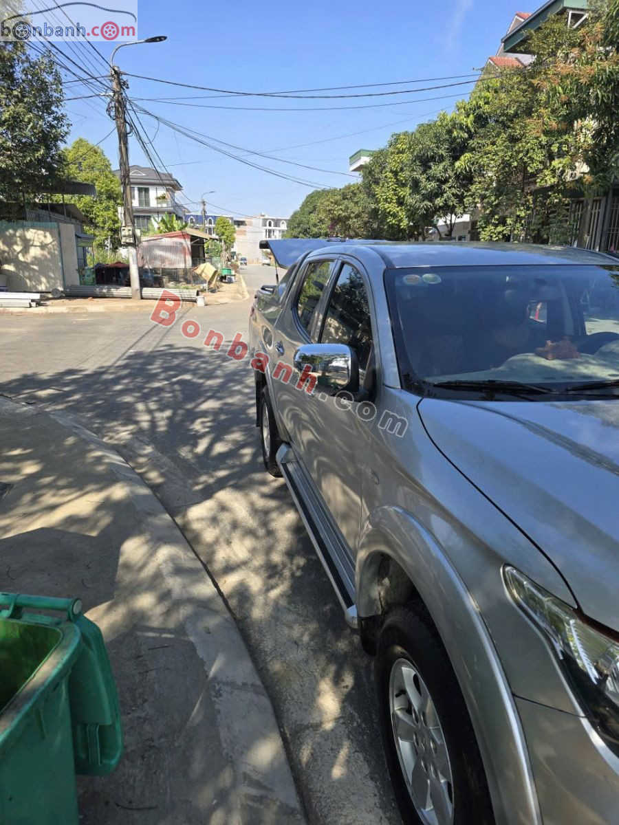 Bán ô tô Mitsubishi Triton 4x2 AT - 2019 - xe cũ