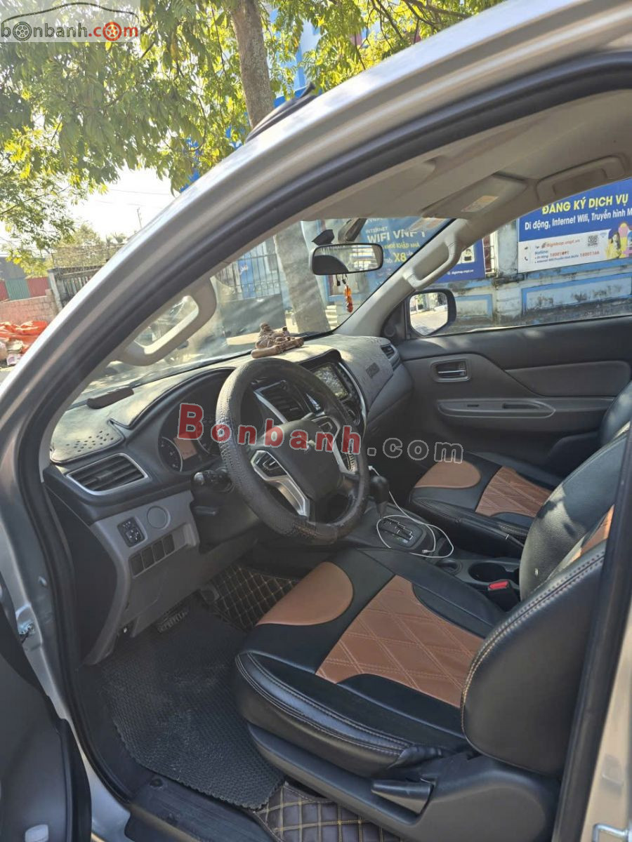 Bán ô tô Mitsubishi Triton 4x2 AT - 2019 - xe cũ