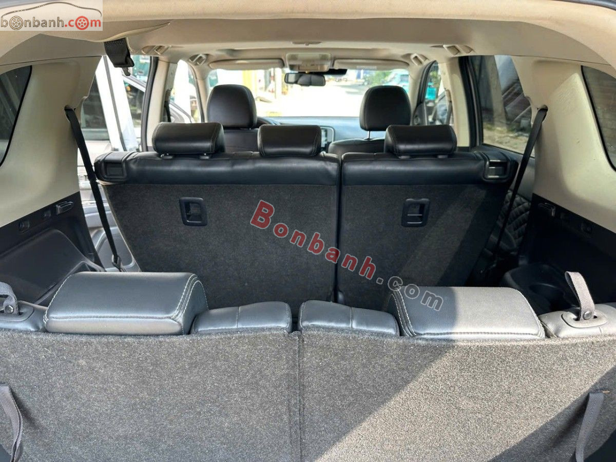 Bán ô tô Mitsubishi Outlander Premium 2.0 CVT - 2022 - xe cũ