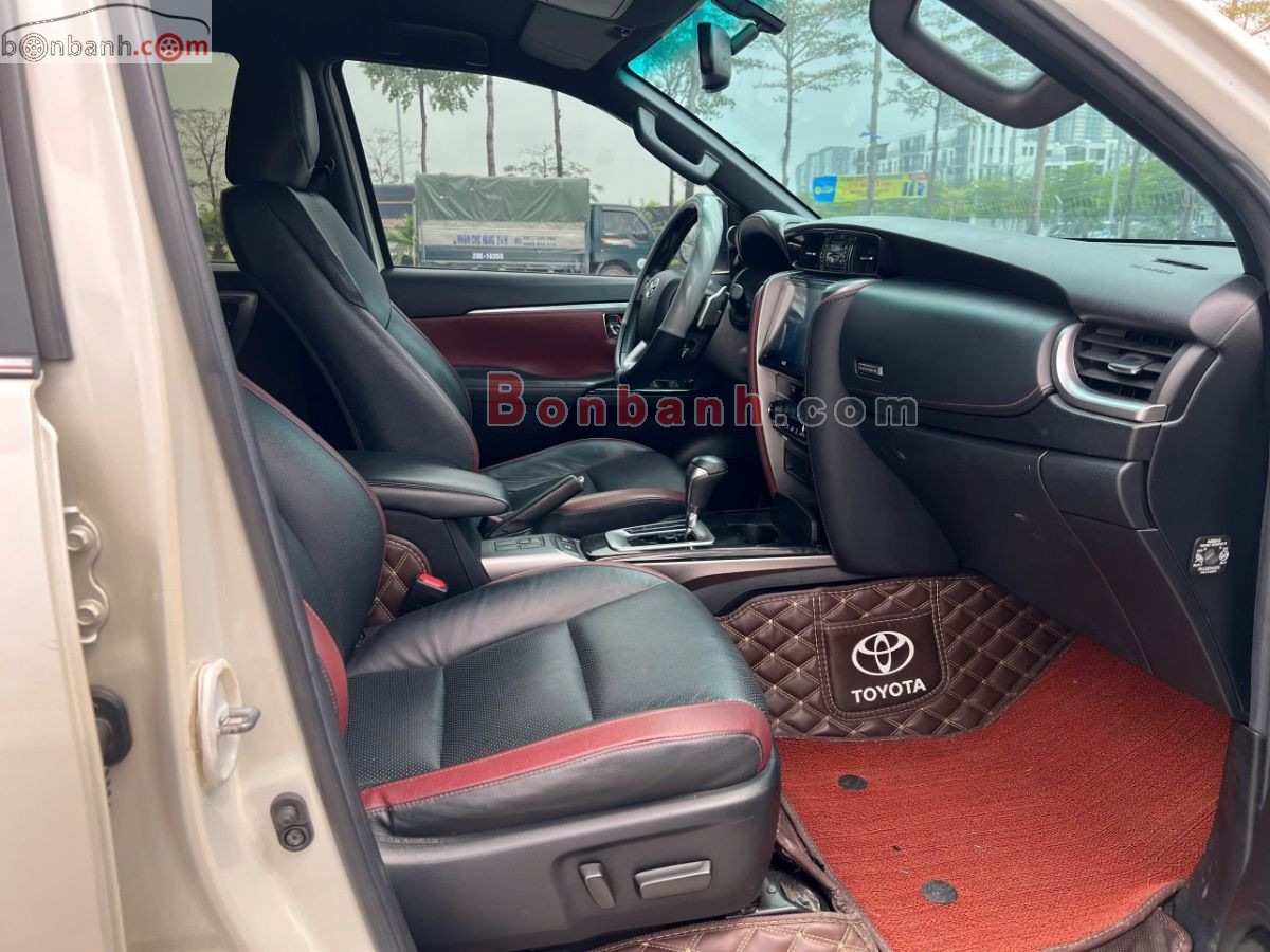 Bán ô tô Toyota Fortuner 2.4G 4x2 AT Legender - 2020 - xe cũ