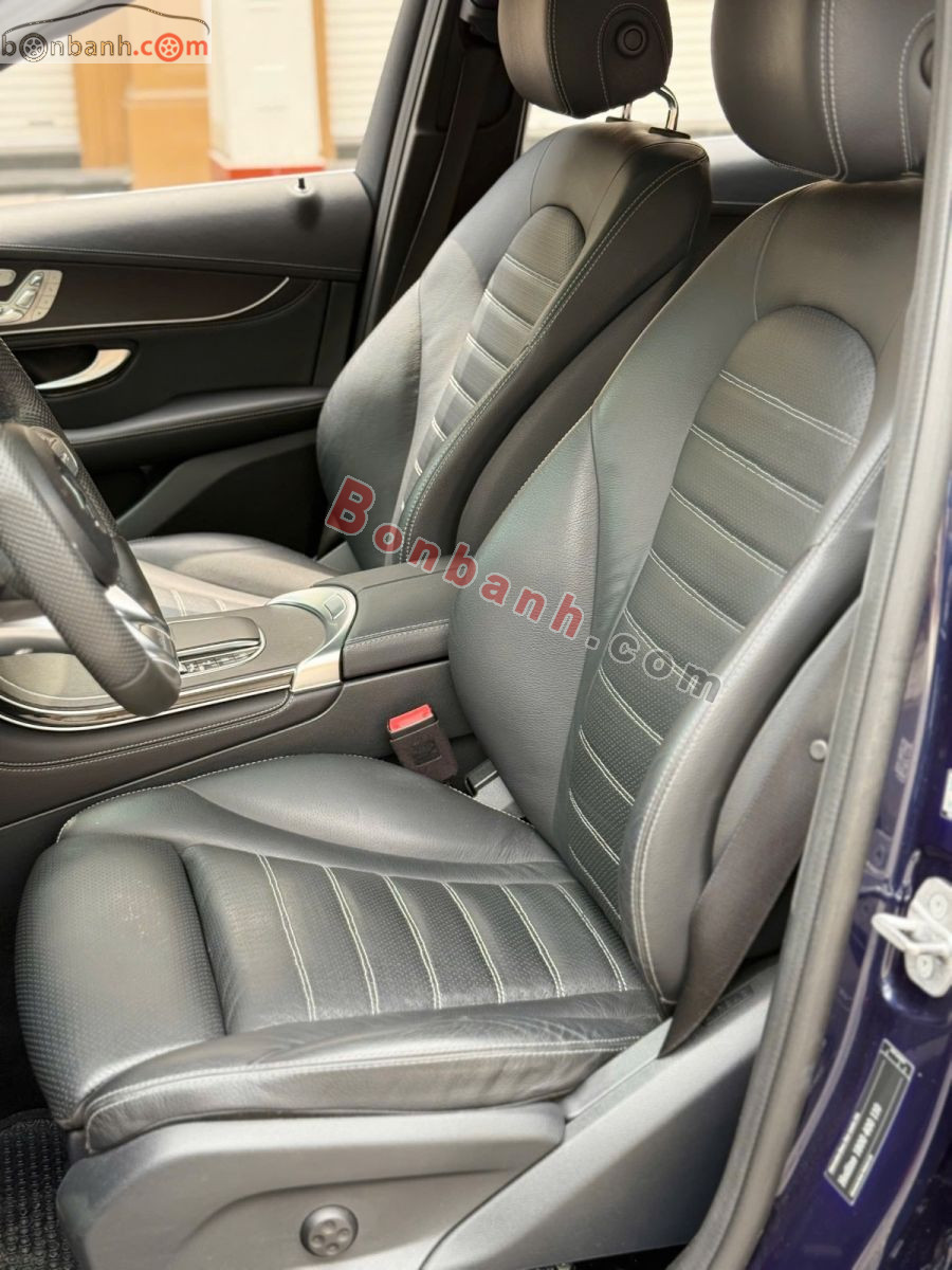 Bán ô tô Mercedes Benz GLC 300 4Matic - 2020 - xe cũ