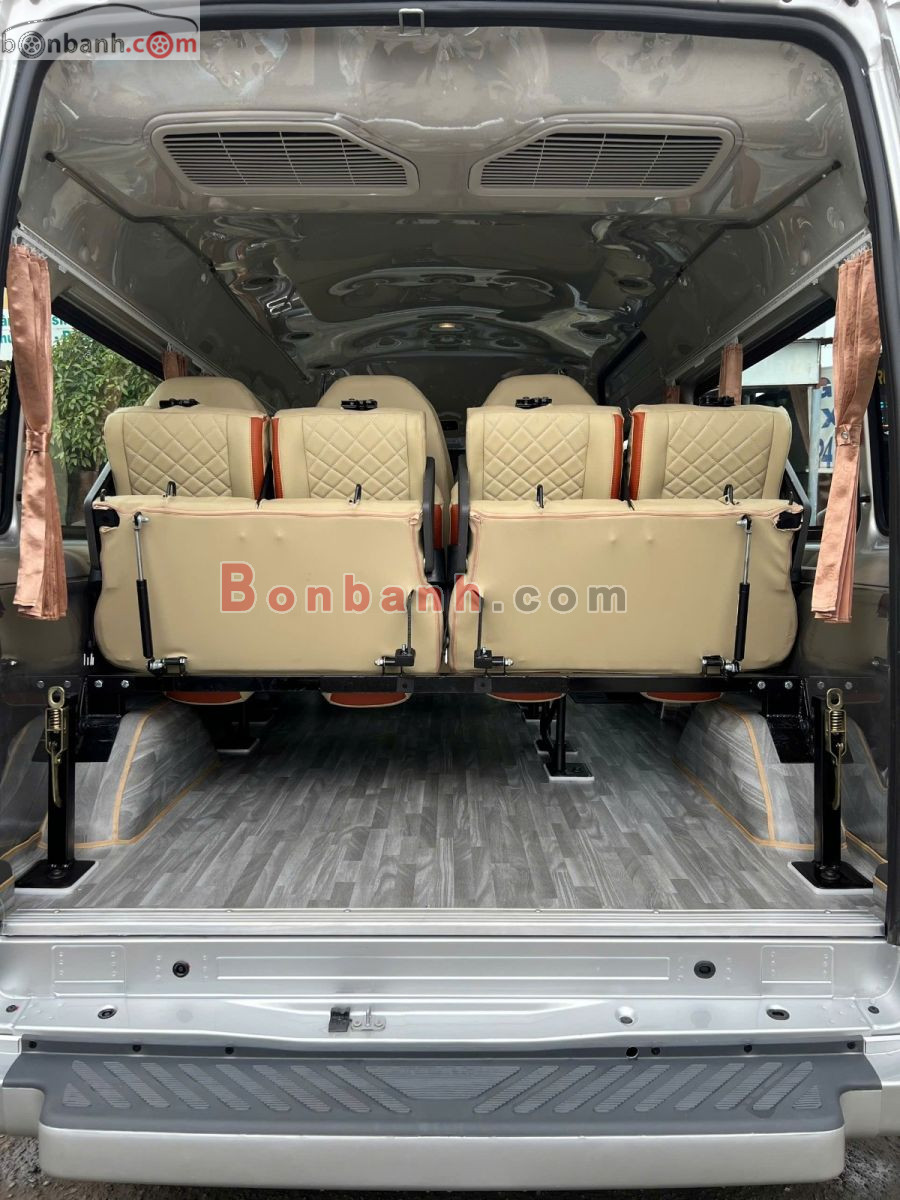 Bán ô tô Ford Transit Tiêu chuẩn - 2024 - xe cũ