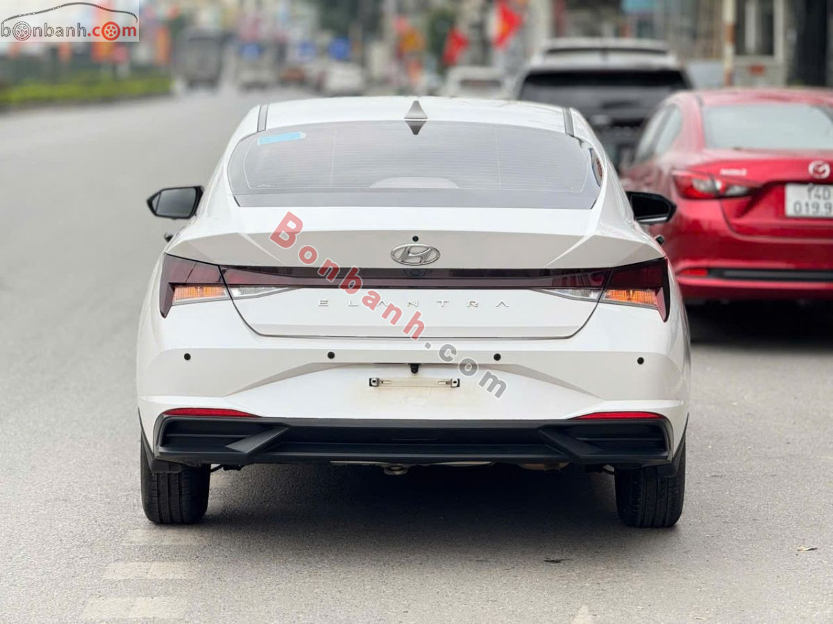 Bán ô tô Hyundai Elantra 1.6 AT Tiêu chuẩn - 2023 - xe cũ