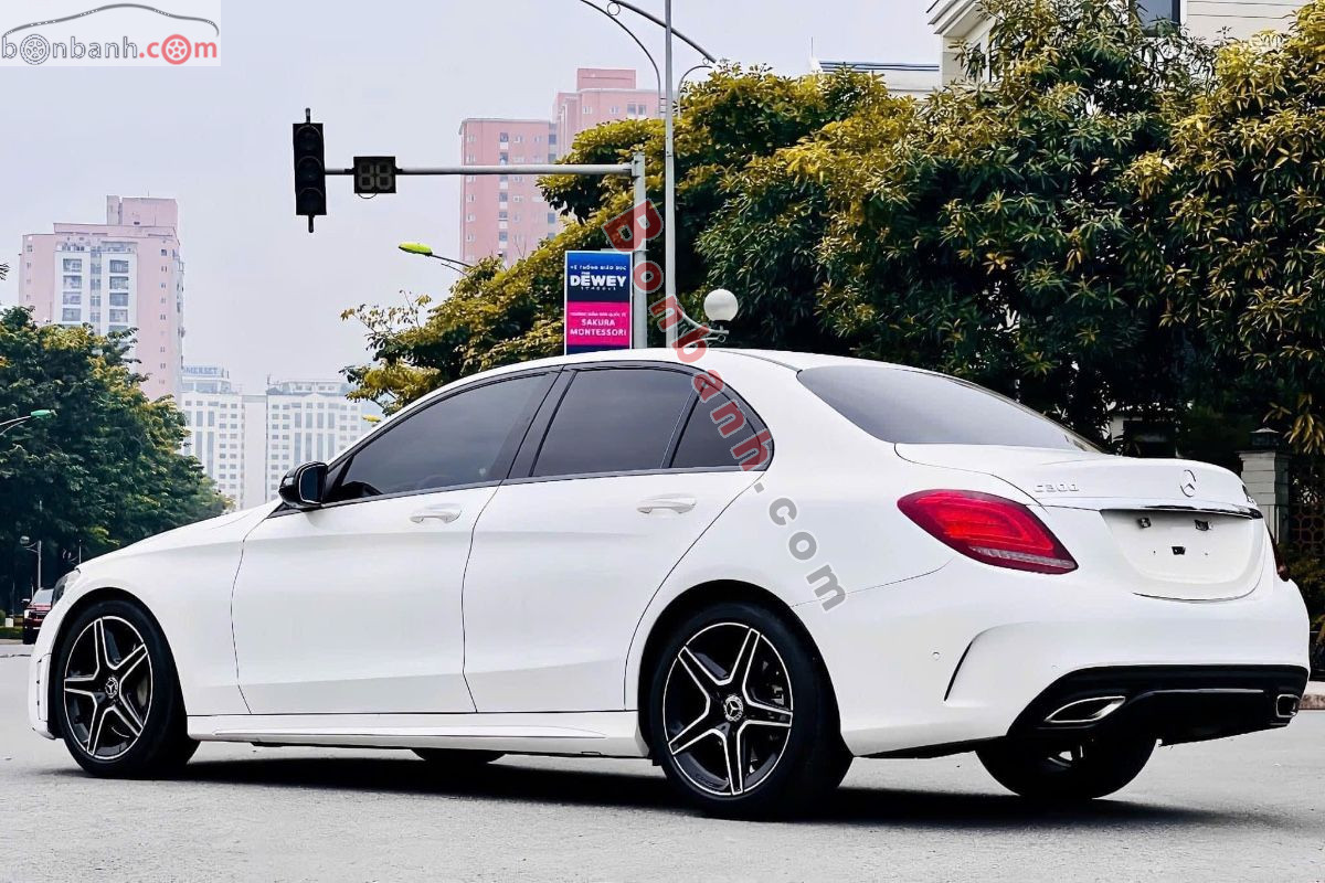 Bán ô tô Mercedes Benz C class C300 AMG - 2019 - xe cũ