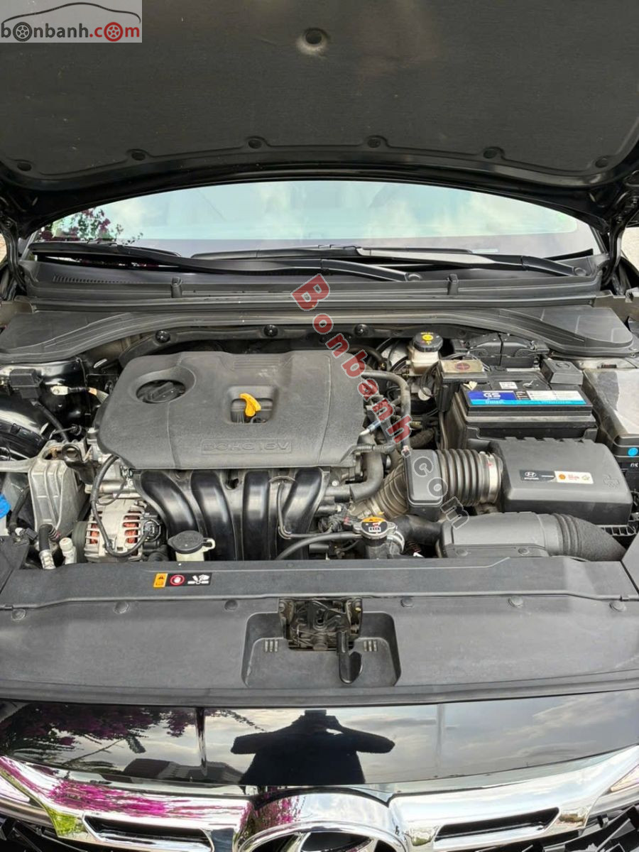 Bán ô tô Hyundai Elantra 2.0 AT - 2020 - xe cũ