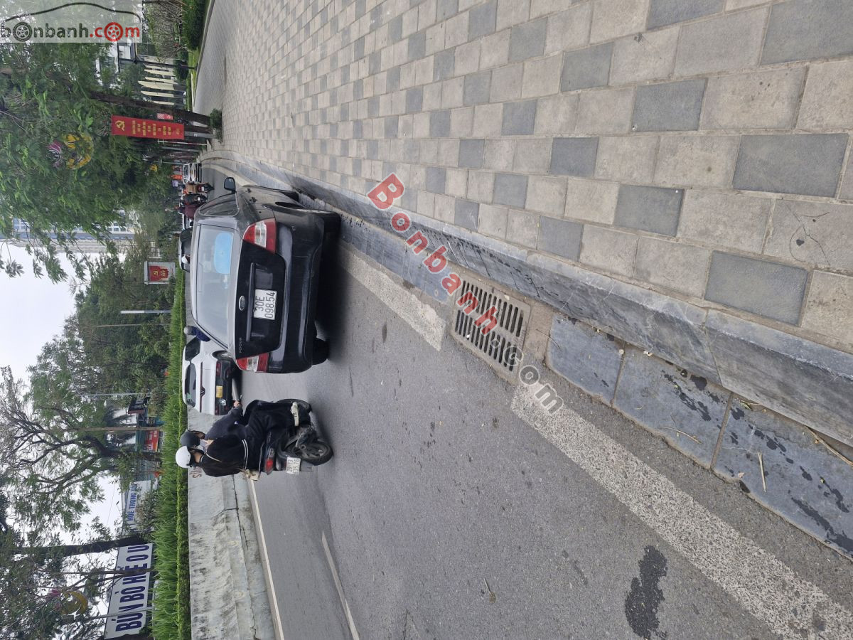 Bán ô tô Ford Focus 1.8 MT - 2010 - xe cũ