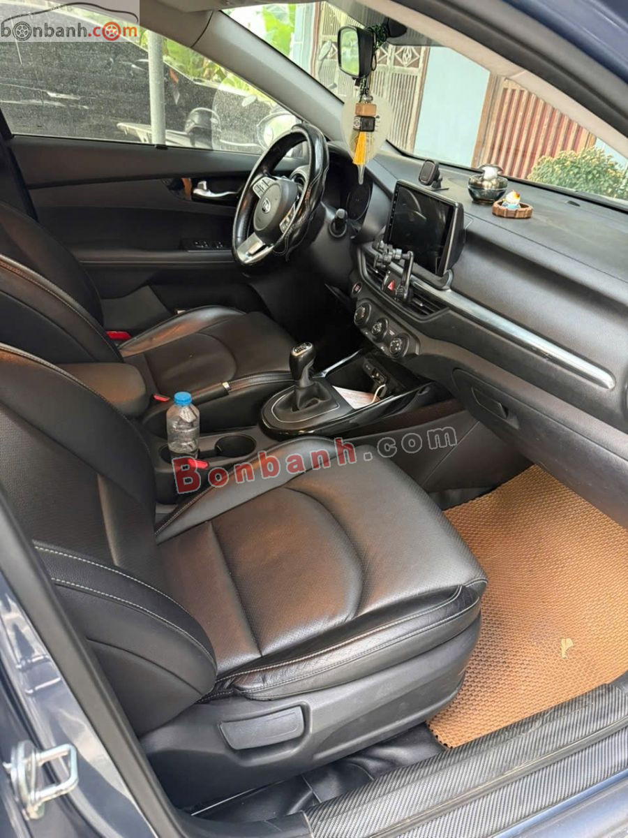Bán ô tô Kia Cerato 1.6 MT - 2019 - xe cũ