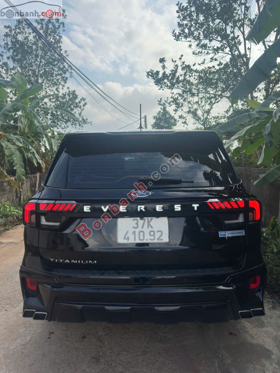 Bán ô tô Ford Everest Titanium 2.0L 4x2 AT - 2024 - xe cũ