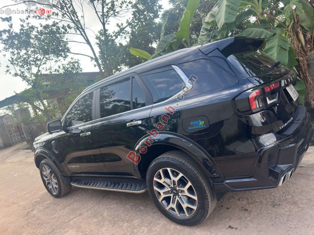 Bán ô tô Ford Everest Titanium 2.0L 4x2 AT - 2024 - xe cũ