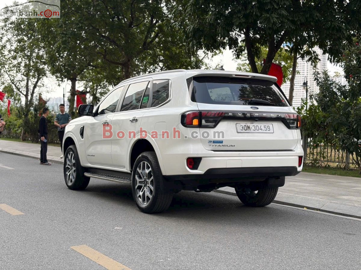 Bán ô tô Ford Everest Titanium 2.0L 4x2 AT - 2024 - xe cũ