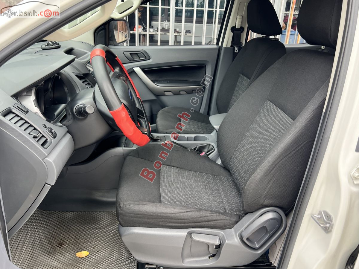 Bán ô tô Ford Ranger XLS 2.2L 4x2 AT - 2015 - xe cũ