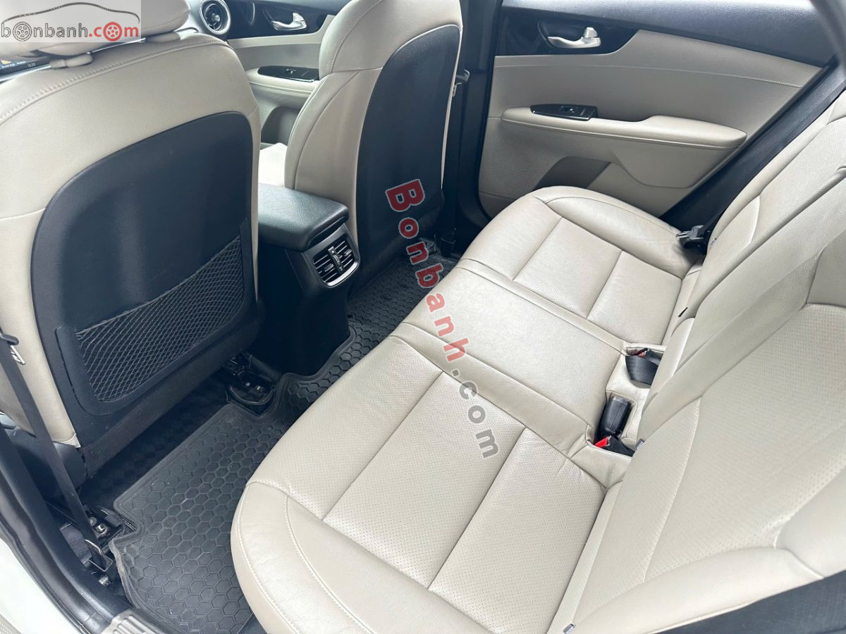 Bán ô tô Kia Cerato 1.6 AT Deluxe - 2019 - xe cũ