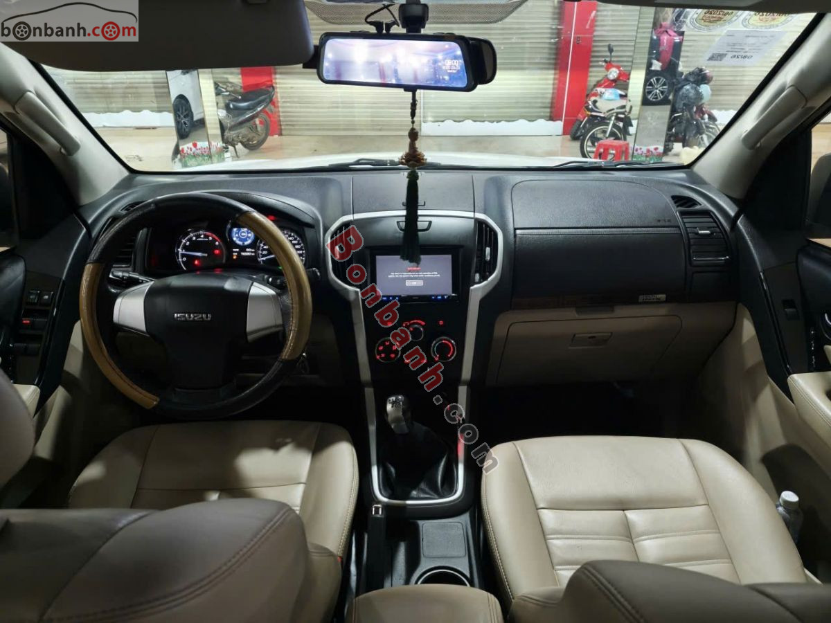 Bán ô tô Isuzu MU-X B7 1.9 4X2 MT - 2021 - xe cũ