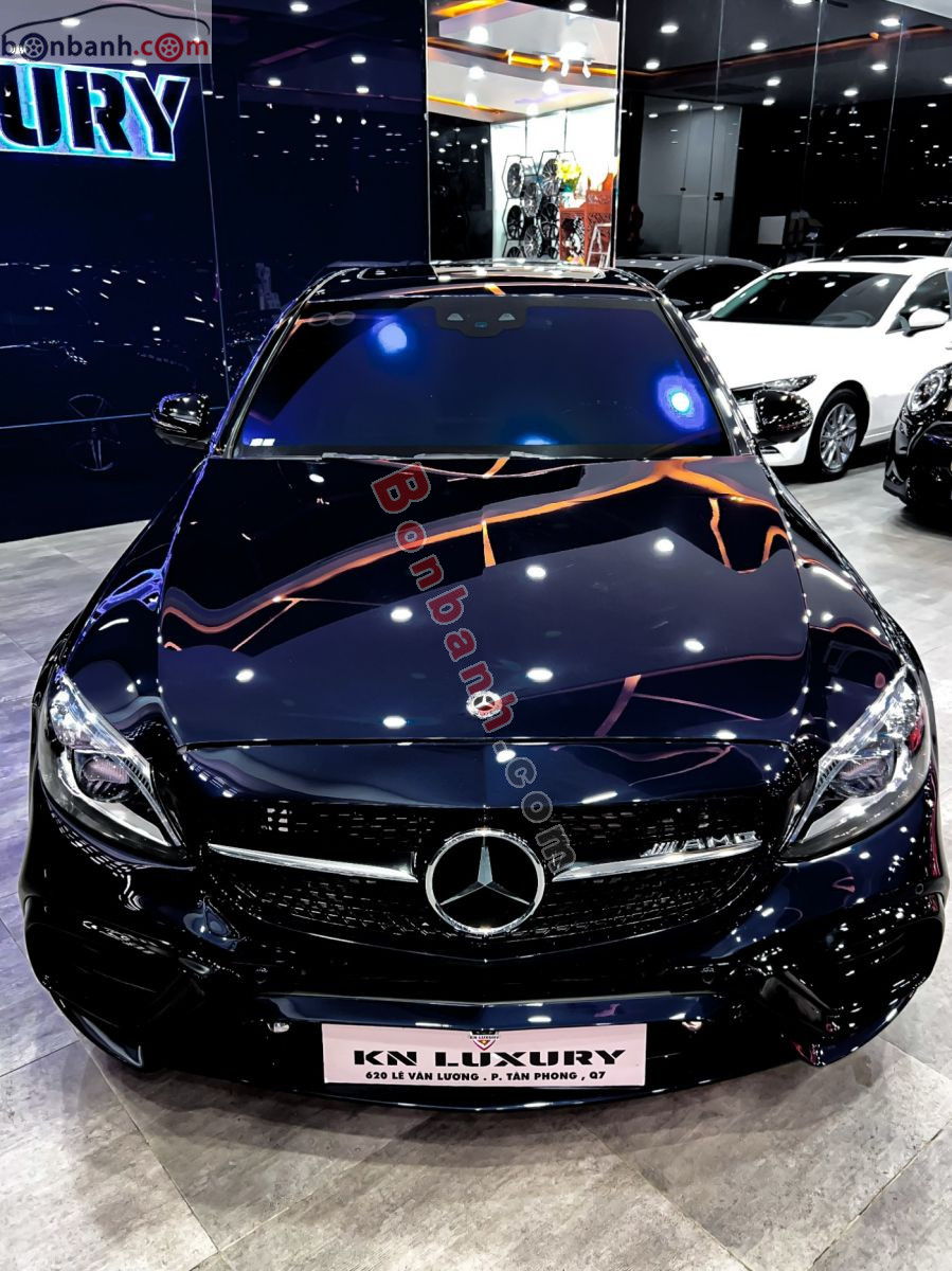 Bán ô tô Mercedes Benz C class C300 AMG - 2019 - xe cũ